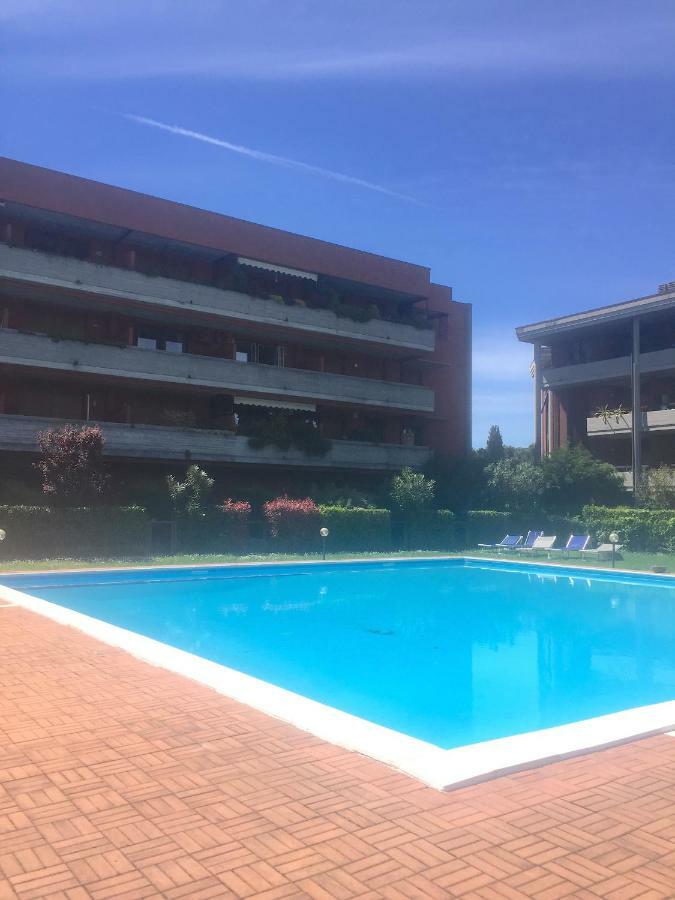 Apartmán Casa Palazzo Desenzano del Garda Exteriér fotografie
